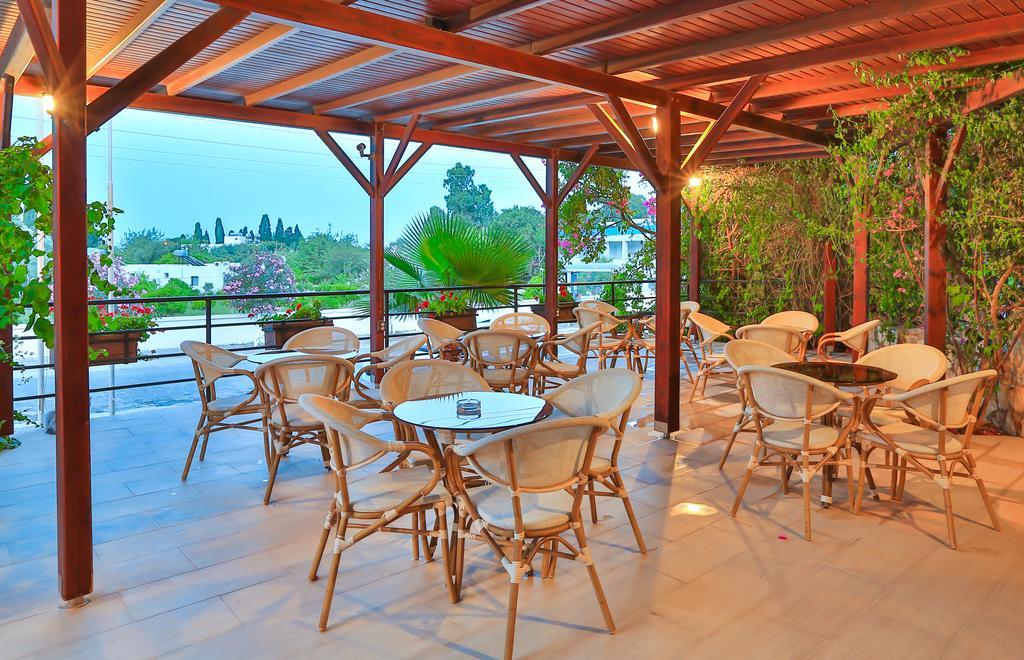 Sunny Garden Nilufer Hotel Turgutreis Eksteriør billede